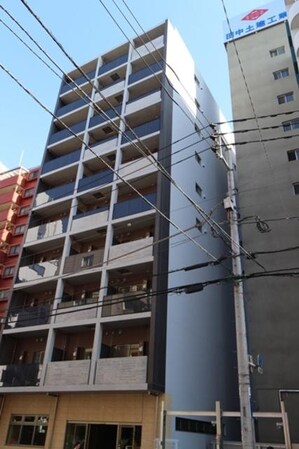 レジディア三軒茶屋IIIの物件外観写真